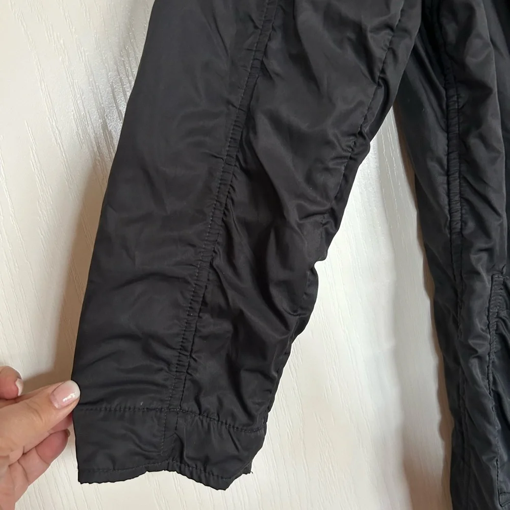 Chico’s black lightweight ruched zip front windbreaker jacket size 2 Large - Picture 4 of 10